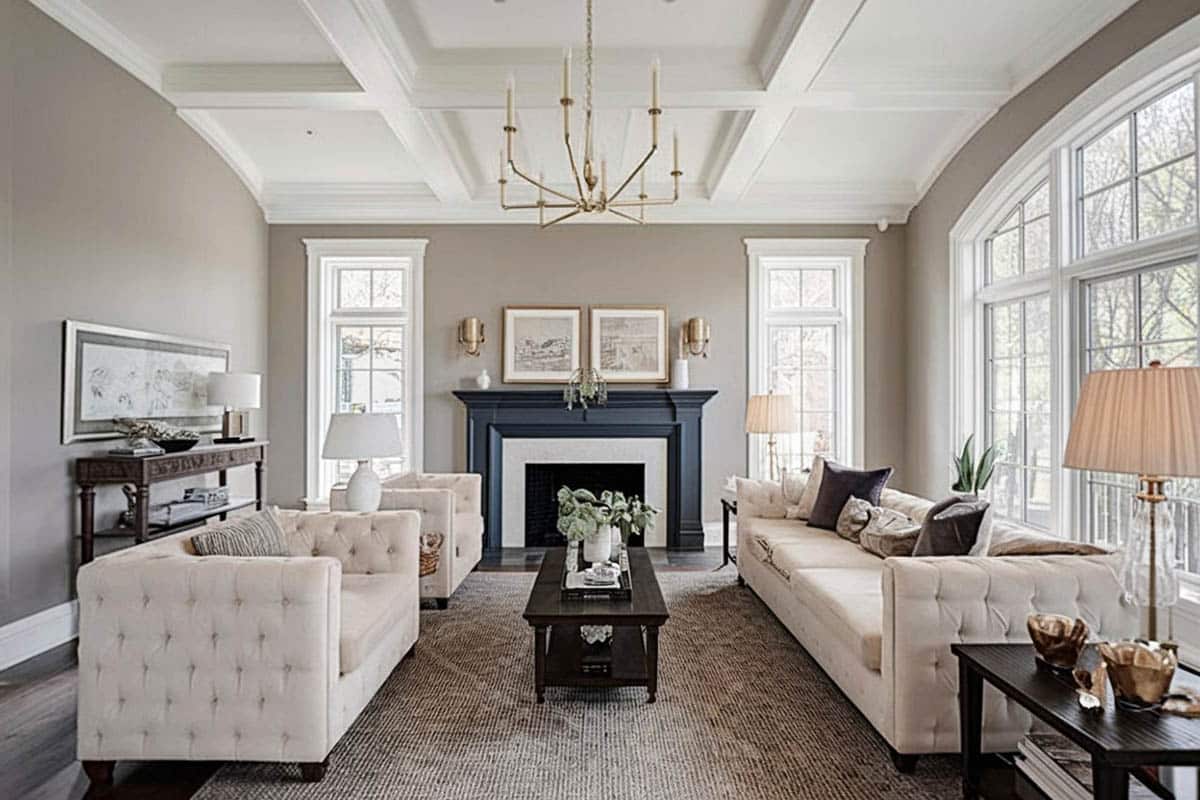 room with rectangular ceiling, chandelier and gray paint