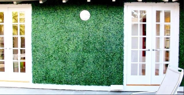 Artificial grass wall