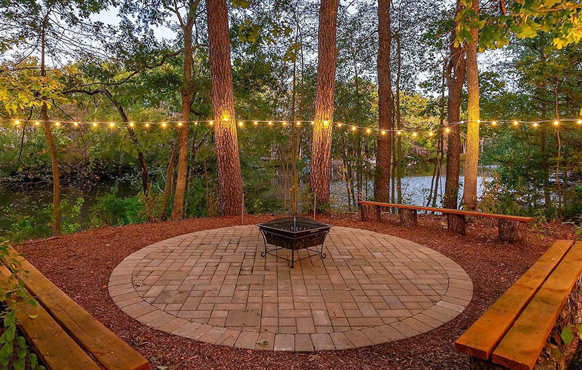 Circular paver patio with portable fire pit