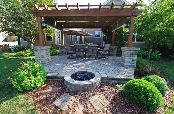 Paver Patio Ideas (Design Guide) - Designing Idea