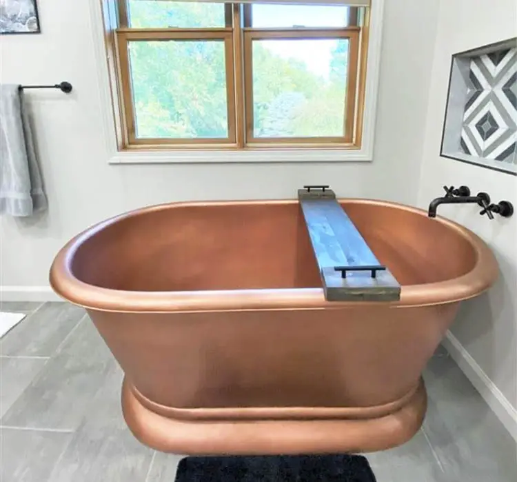 Custom copper bathtub