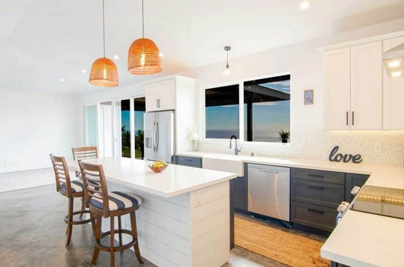 Kitchen With Island and Peninsula