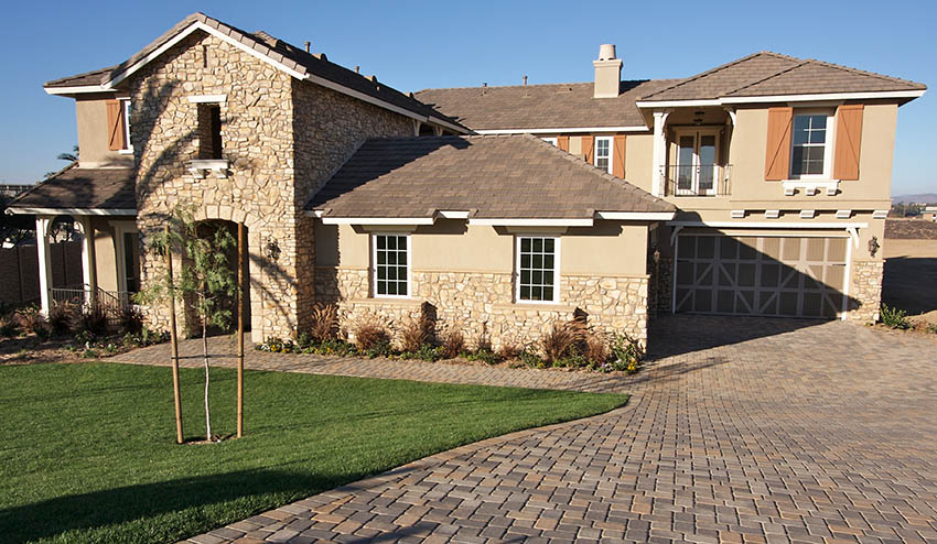 House with stone and stucco materials
