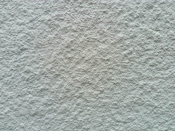 Stucco heavy dash finish