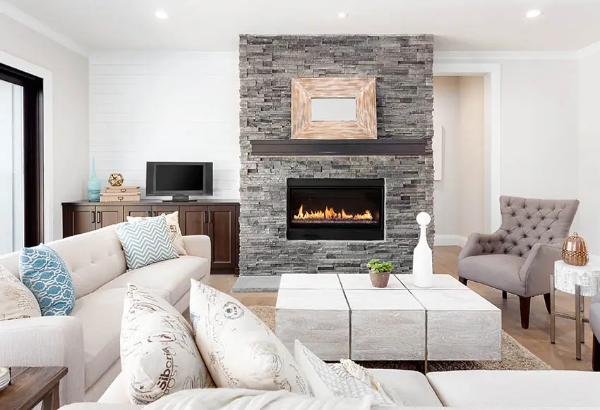 Modern floating fireplace mantel