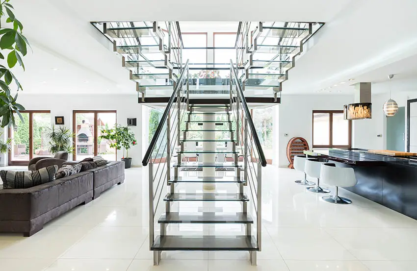 Split staircase