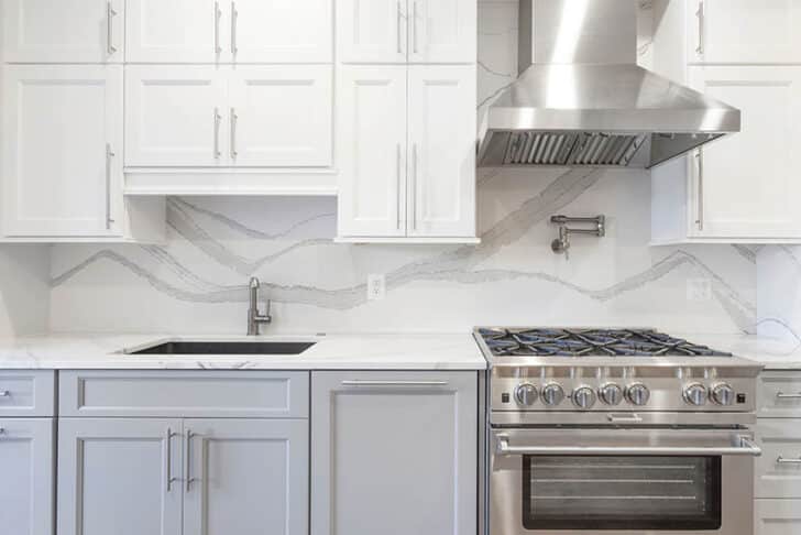 Quartz Backsplash Kitchen (Design Guide) - Designing Idea