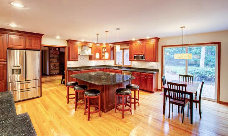 Paint Colors That Go with Red Oak Floors