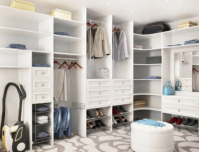 How To Convert a Small Bedroom Into a Walk-In Closet - Mumu and