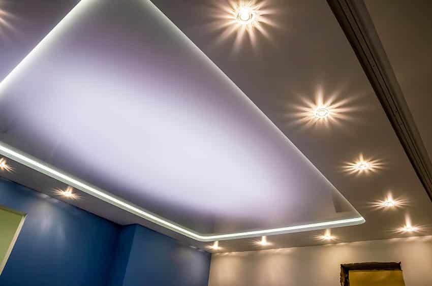 Lights installed in dropped type ceiling