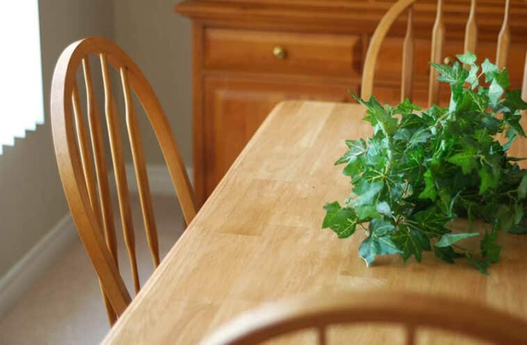 Best Wood for Table Tops (Types, Grain & Hardness Guide) - Designing Idea
