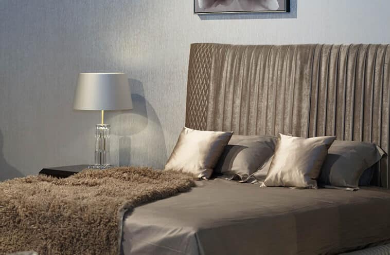 Bamboo vs Silk Sheets (Differences & Pros and Cons