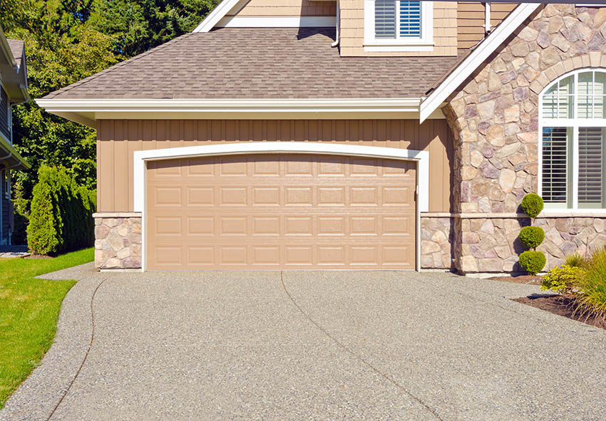 Pebble finish driveway