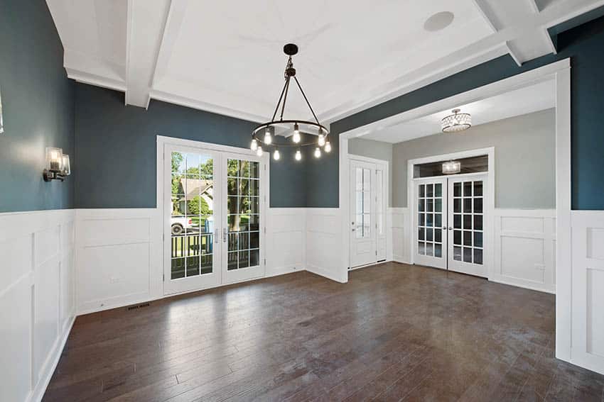 Board And Batten Wainscoting In Dining Room