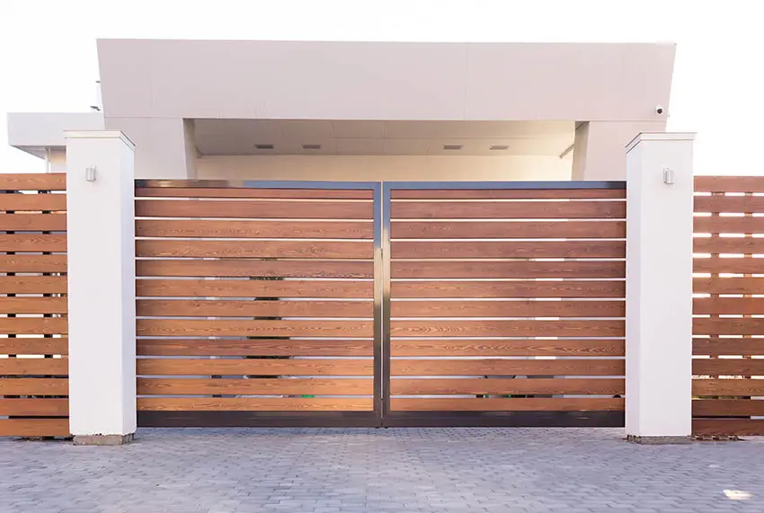 modern-wooden-sliding-gate
