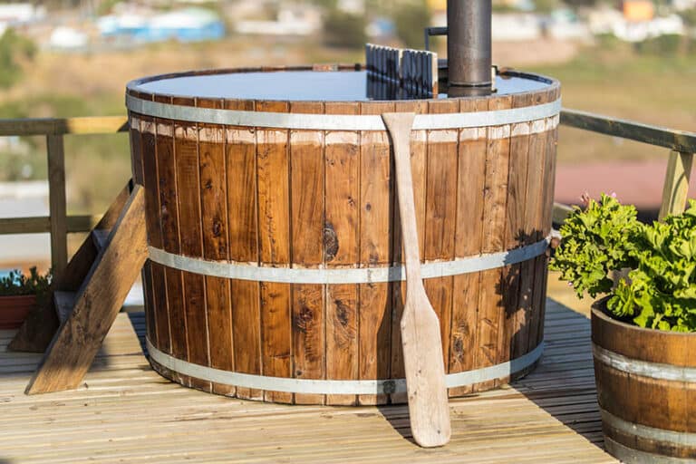 Wooden Hot Tubs Pros and Cons