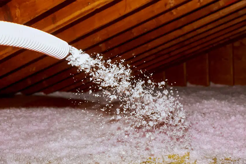 Spraying foam roof rafters