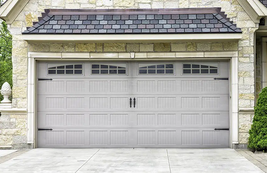 Short panel beadboard style garage door