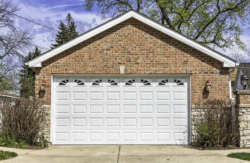 Short panel garage door