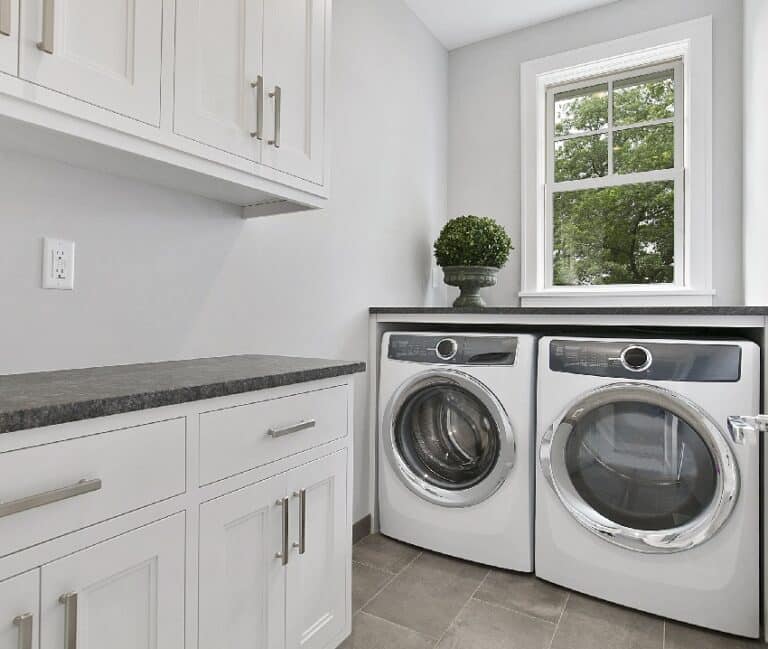 17 Laundry Room Paint Colors (Uplifting Options)