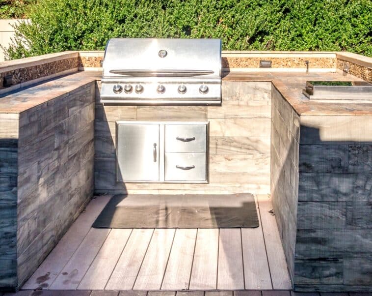 Best Outdoor Kitchen Appliances - Designing Idea