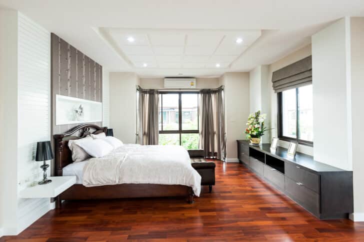 13 Paint Colors for Bedroom with Dark Furniture - Designing Idea