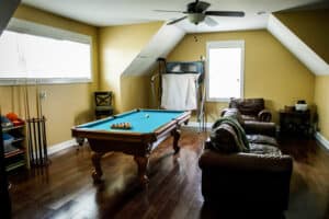 Man Cave Colors (19 Best Wall Paint & Color Combinations)