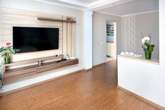 Matching Hardwood Floors (Wood, Vinyl & Laminate) - Designing Idea