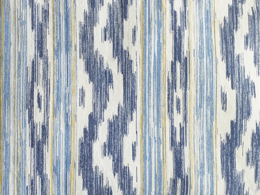 Sample texture of an ikat rug 