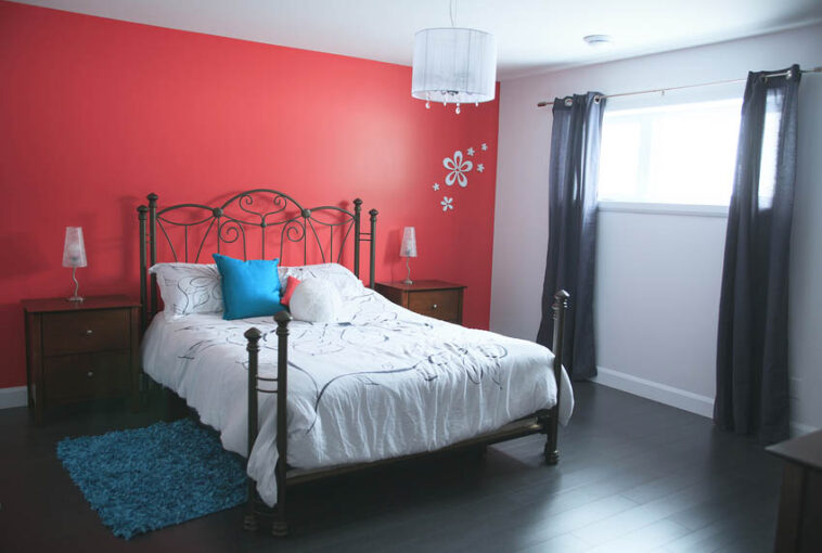 Red Paint Colors for Bedrooms (24 Bold Designs)