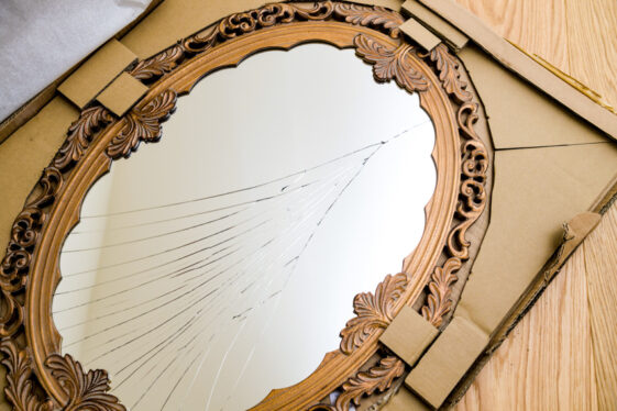 How To Fix A Cracked Mirror Diy Tips Designing Idea