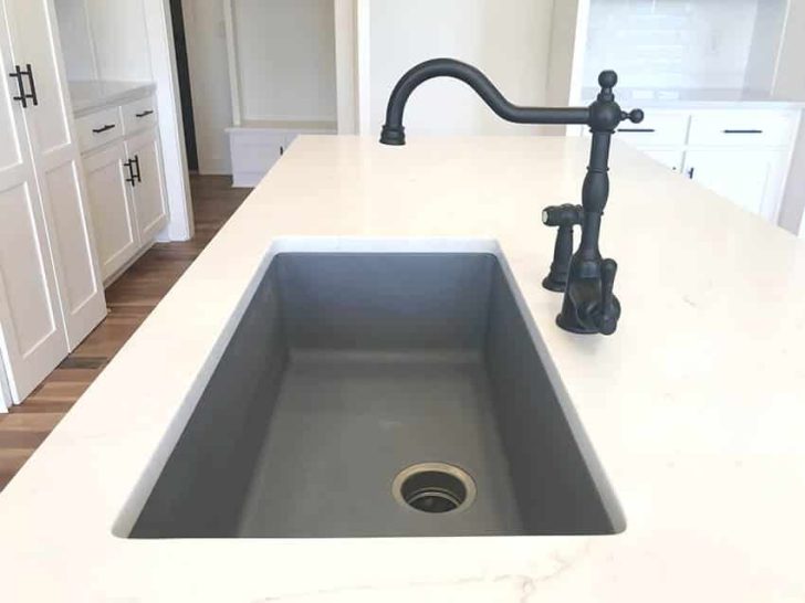 Quartz Sinks Pros and Cons