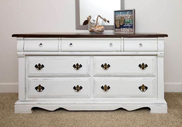 15 Types of Dressers (Design Styles & Buying Guide)