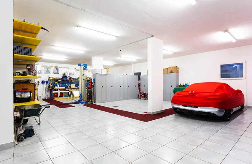 Tandem garage with covered car