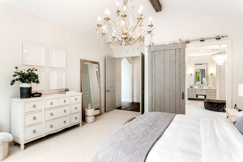 Beautiful bedroom with ensuite master bathroom