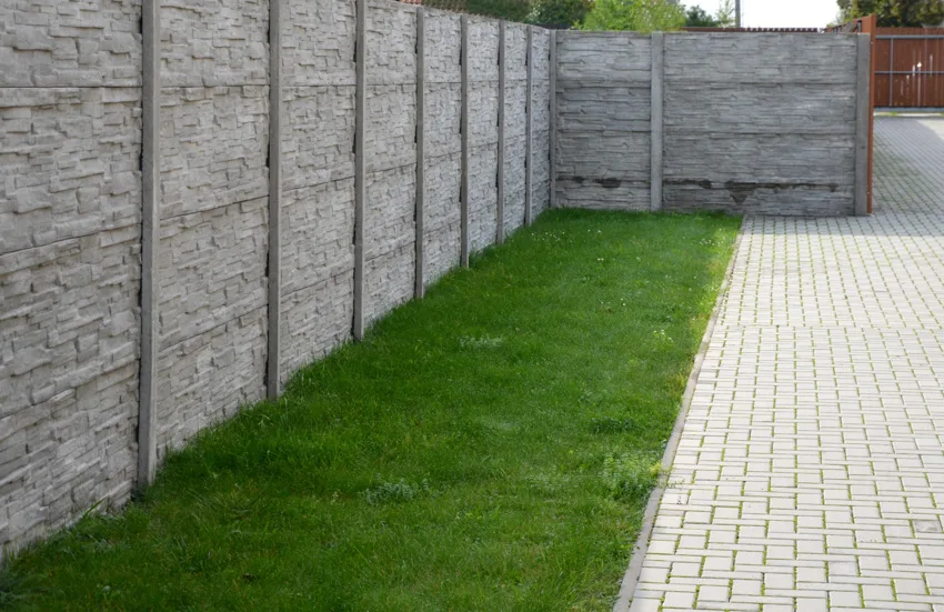 Concrete block stone wall paver walkway
