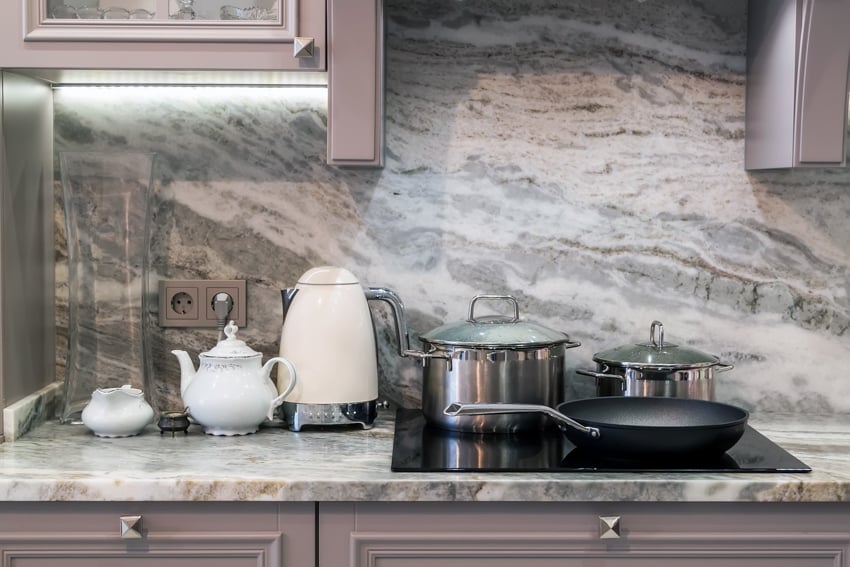 Beautiful stone slabs in the kitchen