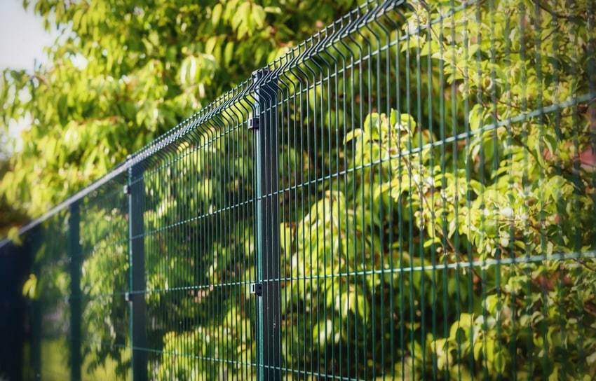 Welded wire fencing green color