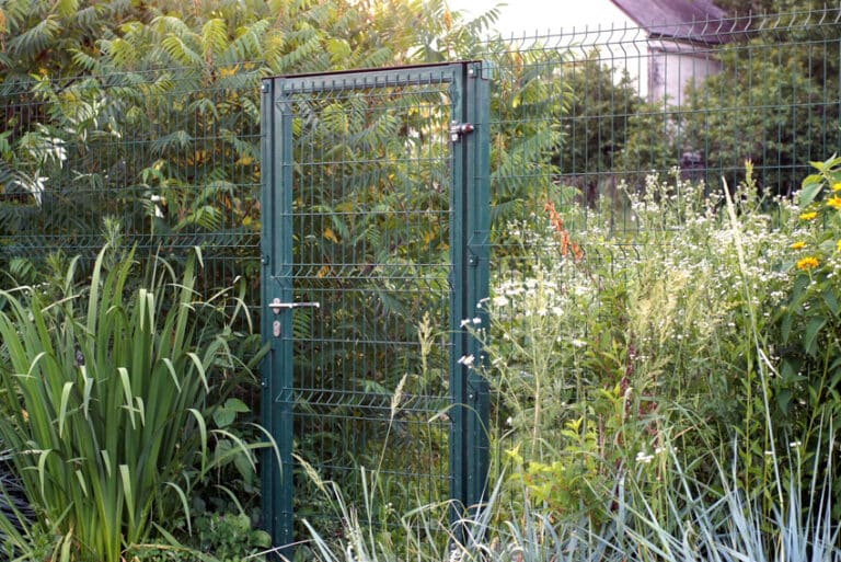 What Are the 17 Types of Fence Gates? Materials and Styles