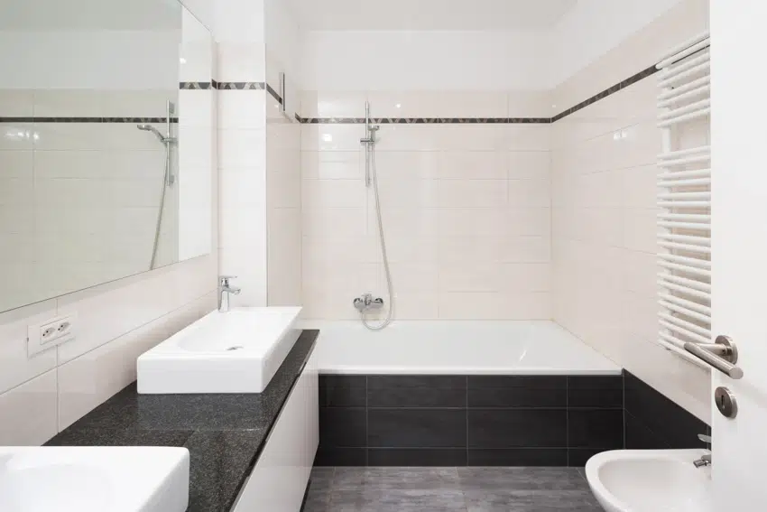 Alcove Vs Drop In Tub (Comparison Guide) - Designing Idea