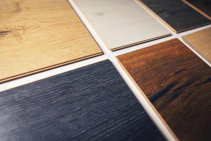 Different colors and types of wood veneer