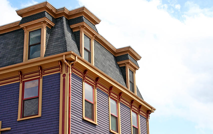 House with mansard roof