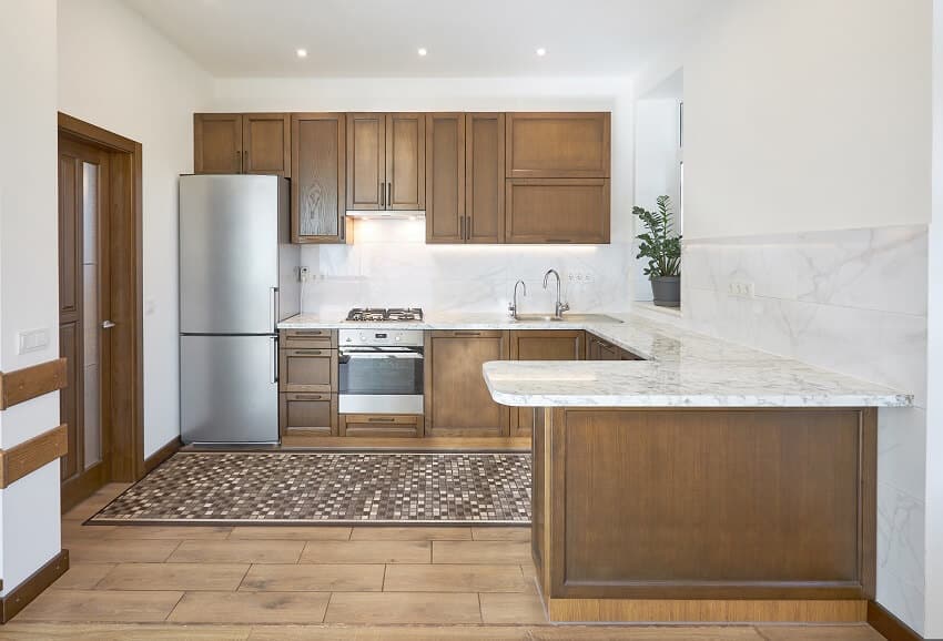 Kitchen interior with staggered underneath cabinets