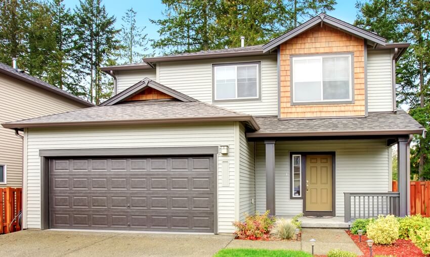 Stunning house with front garden a driveway and garage