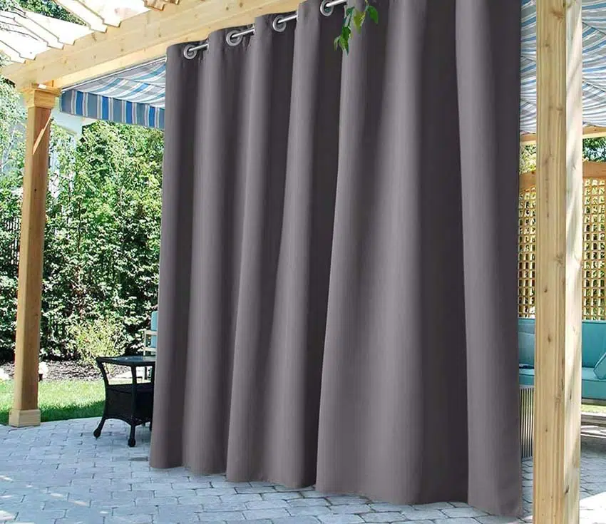 Insulated curtain patio enclosure winter