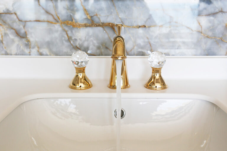 Brass Bathroom Fixtures (Pros And Cons)