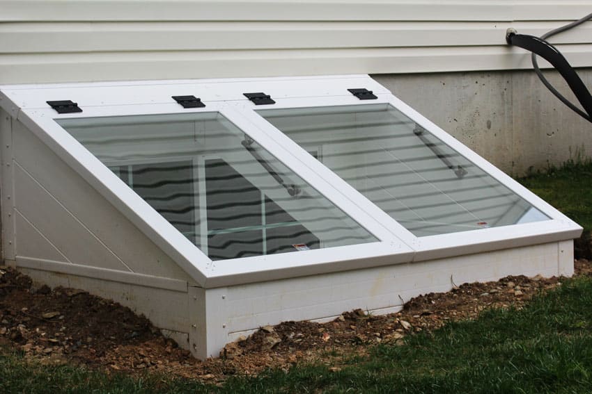 Egress casement window for basements