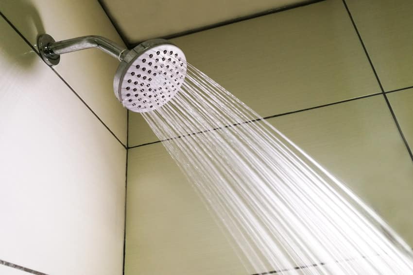 High pressure shower head for bathrooms