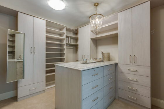 55 Stunning Closet Island Ideas (Design Gallery)