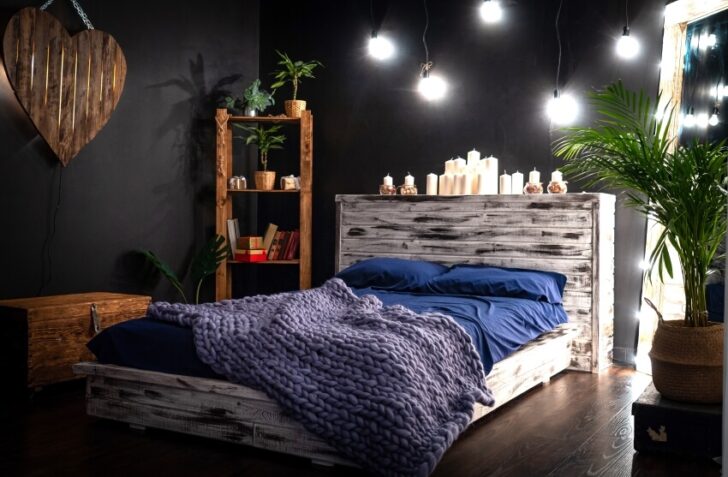 Romantic Bedroom Lighting (17 Alluring Ideas)